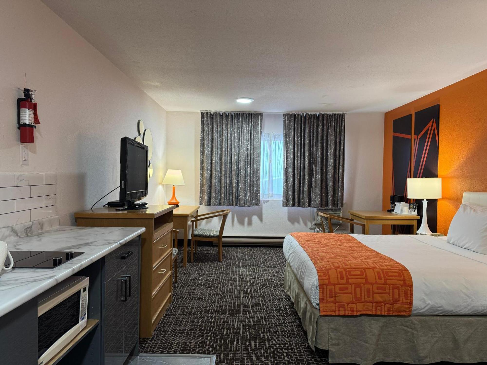 Howard Johnson By Wyndham Fort St. John Exteriér fotografie